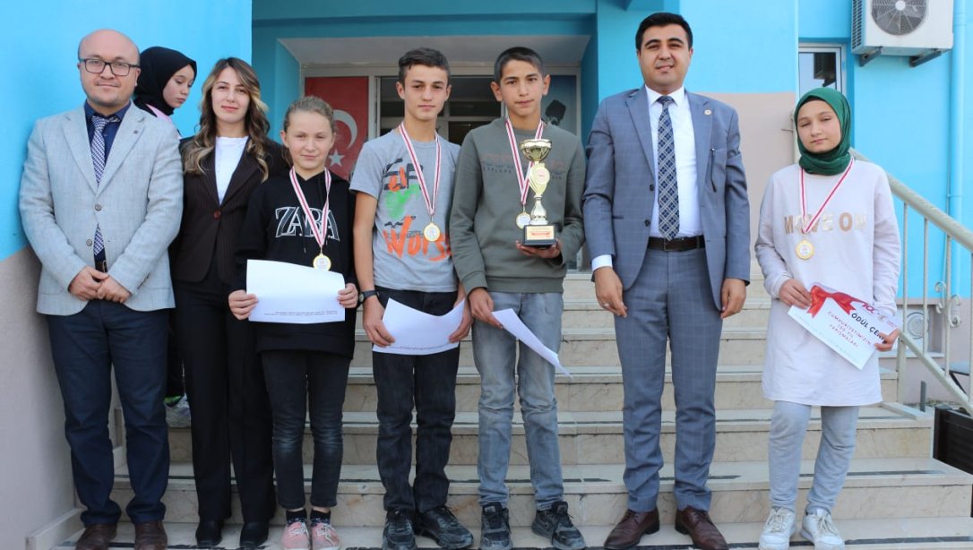 İlçe Kaymakamımız Çerçiler Şehit Recep Geçer Ortaokulumuzu Ziyaret Etti.